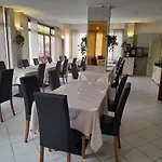 Gilda מלון 2*