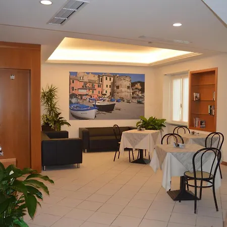 Hotel Gilda 2*